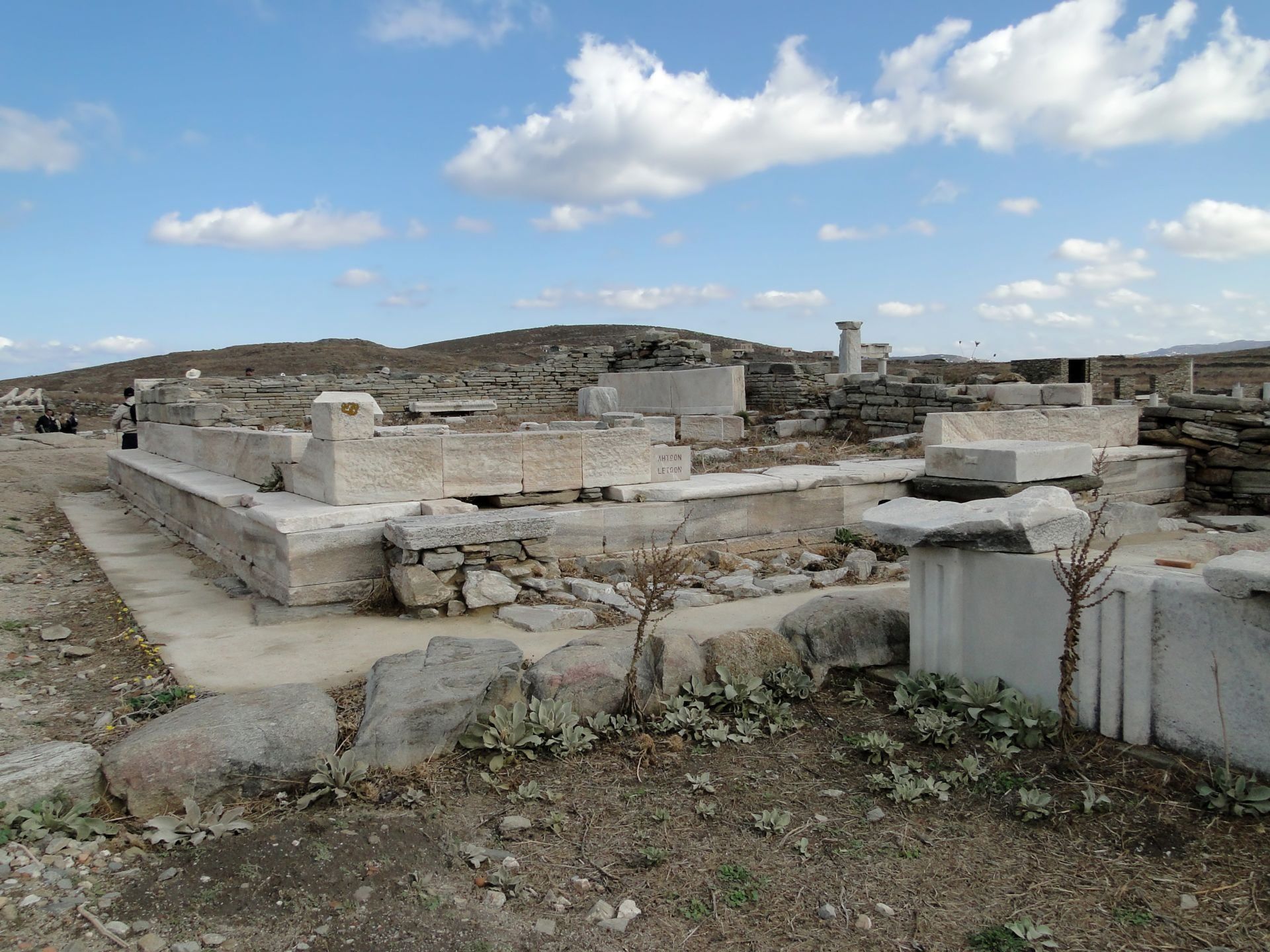 temple_of_leto-delos